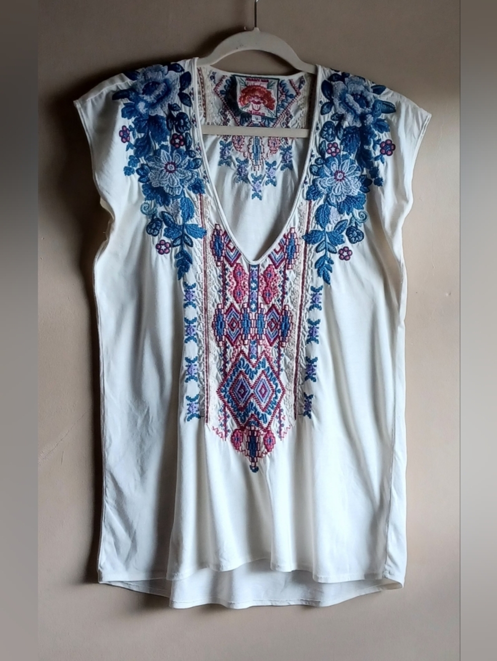 JOHNNY WAS EMBROIDERED TUNIC BLOUSE In Cream Color SzM